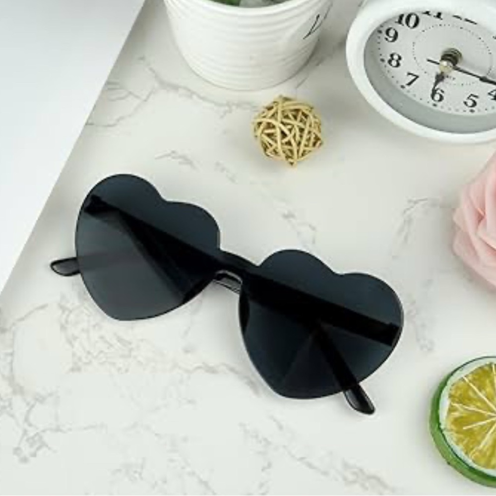10 pc. SET - Heart-Shaped Black Sunglasses